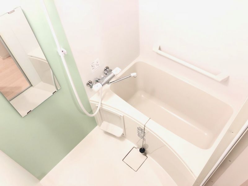 CLEINO Maines Heim Bathroom