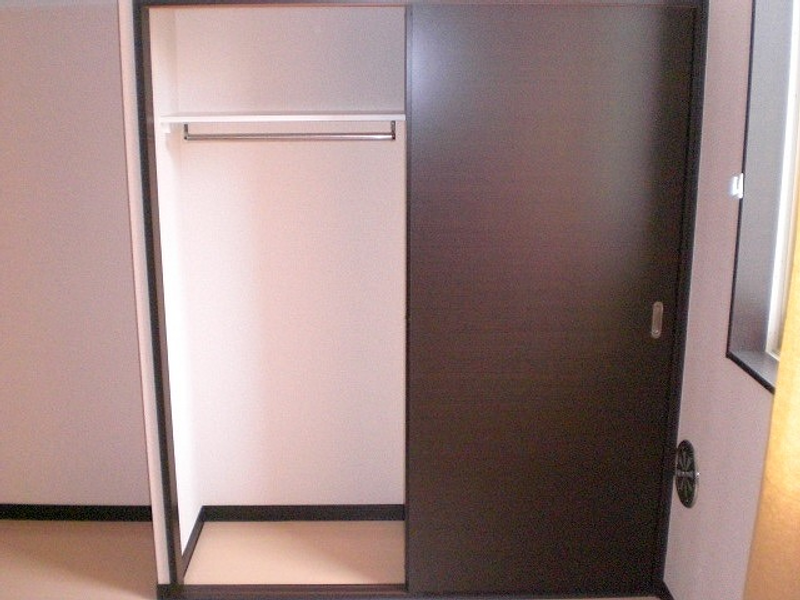 LEONEXT Iino Sakuragaoka 储物空间