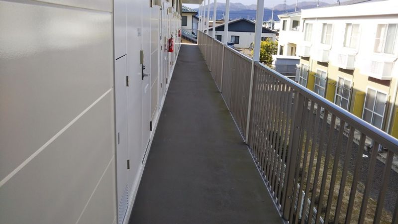 レオパレス中屋敷 エントランス