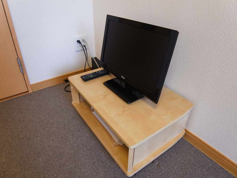 レオパレス代官町 居間