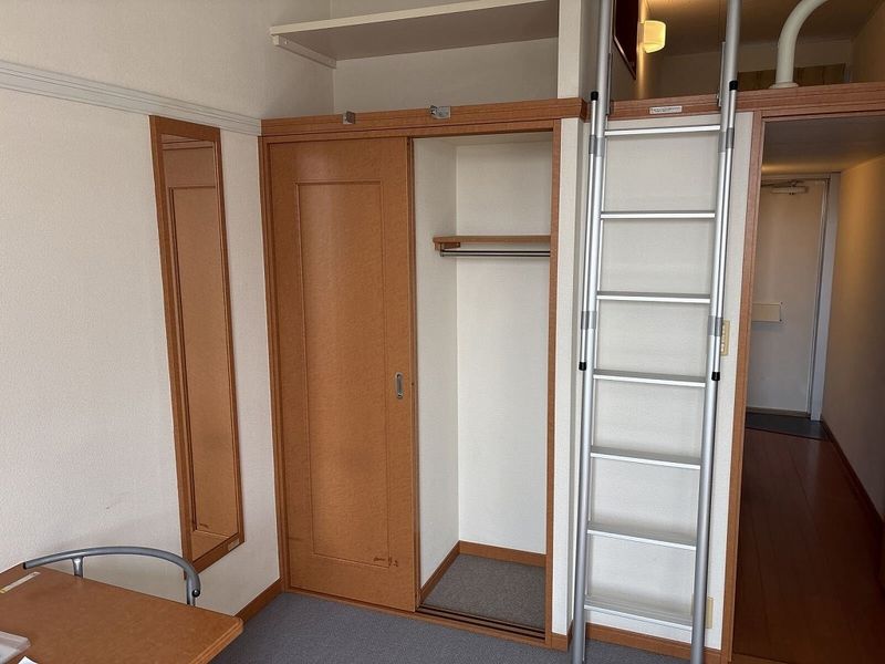 レオパレスアミティエⅡ 収納