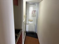 レオパレスかなめ２ 玄関
