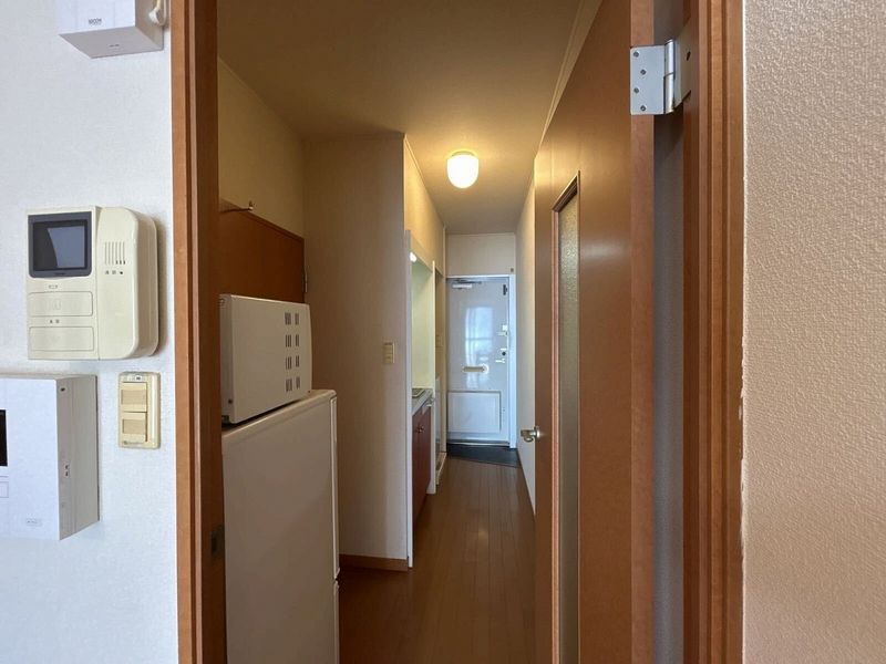 レオパレスセピアコート 玄関