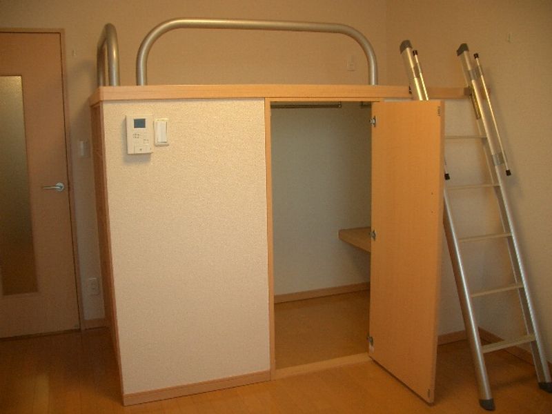 レオネクストティアラ 収納