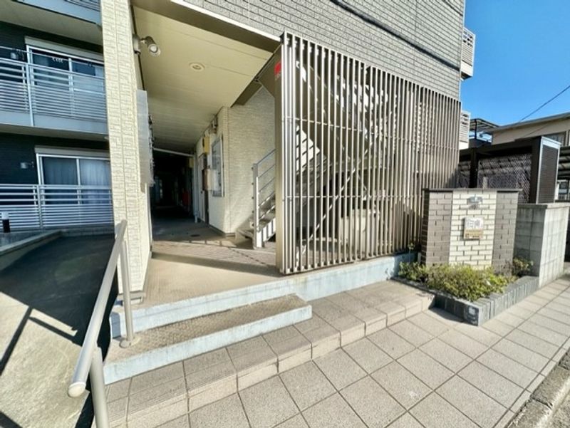 クレイノＩＴＵＫＩ エントランス