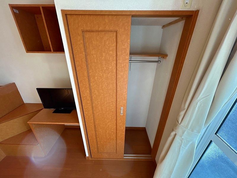 レオパレスエクセレンス 収納