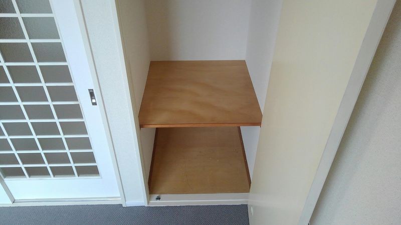 レオパレス千歳町第１Ｆ 収納