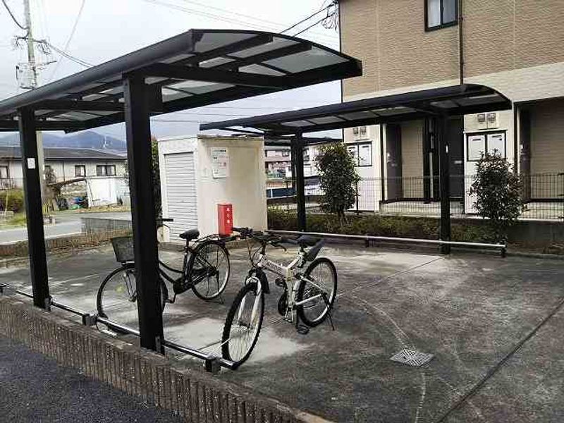 レオパレスピースフルさくら 共用部分
