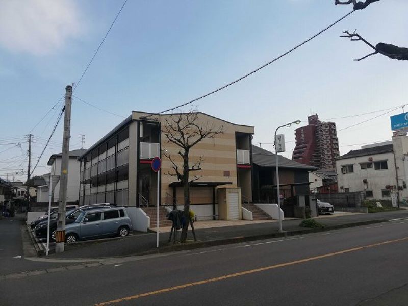 レオパレスほたる川 外観