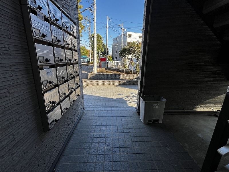 レオパレスプレシア 共用部分