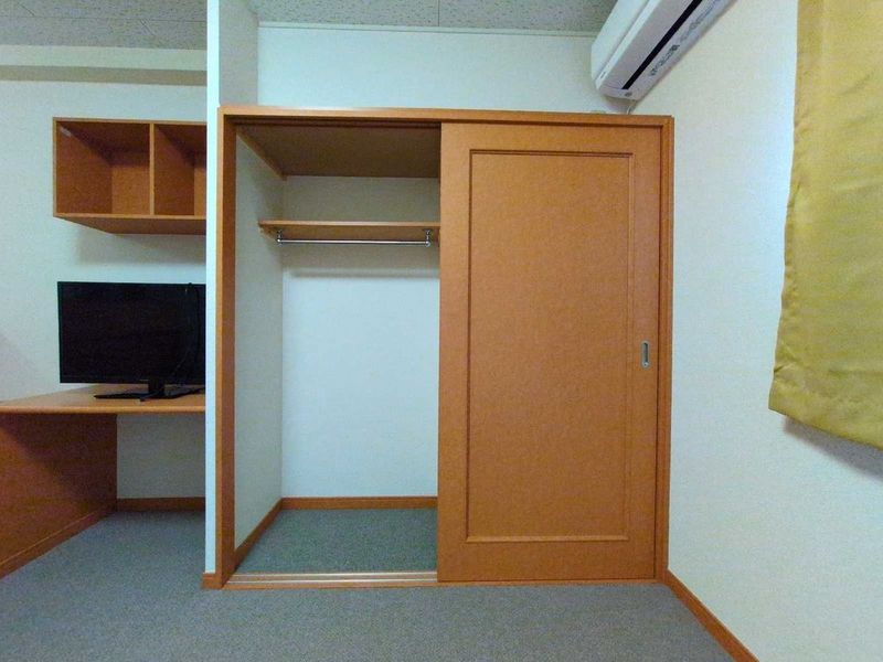 レオパレス北平野 収納