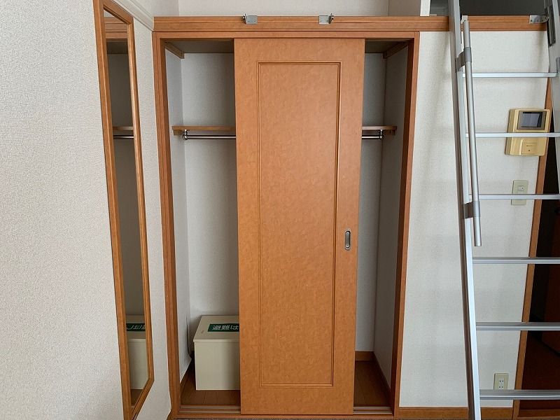 レオパレスＪＵＮ 収納