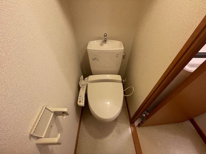 レオパレスセレッソセカンド トイレ