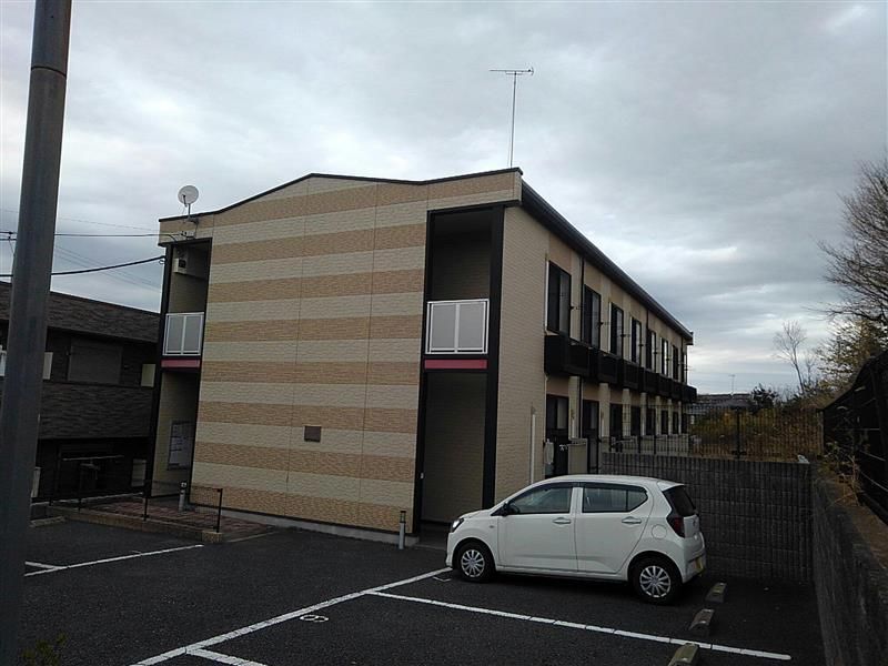 レオパレスミツハウスＳＡＰＬＹ 駐車場