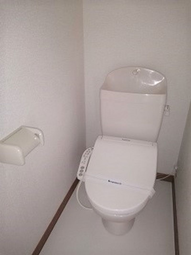 レオパレス四郎丸 トイレ