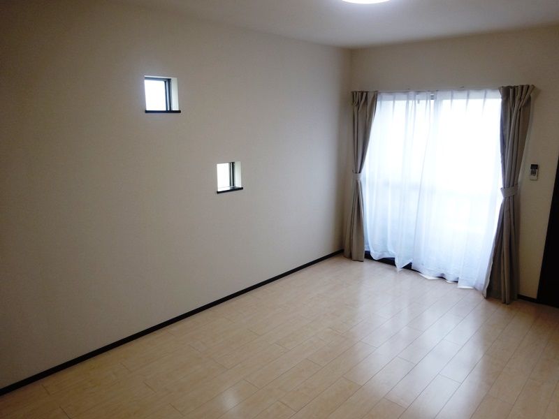 CLEINO Taiyo Living room