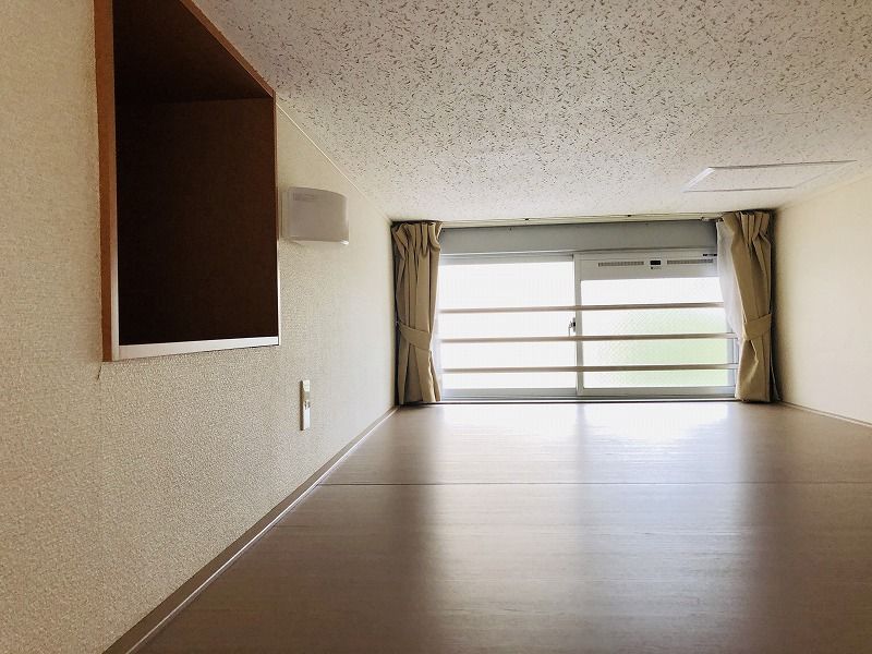 レオパレス竹原 収納