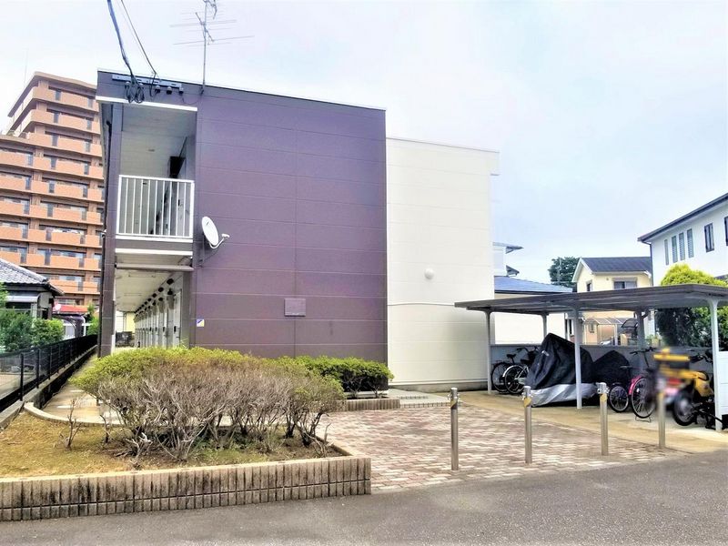レオパレスグランデ 外観