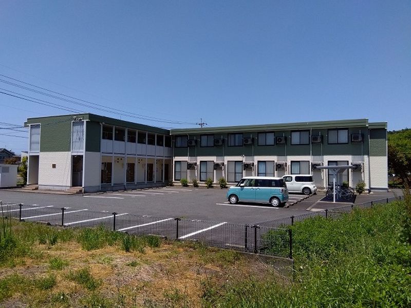 レオパレスくらよし 外観