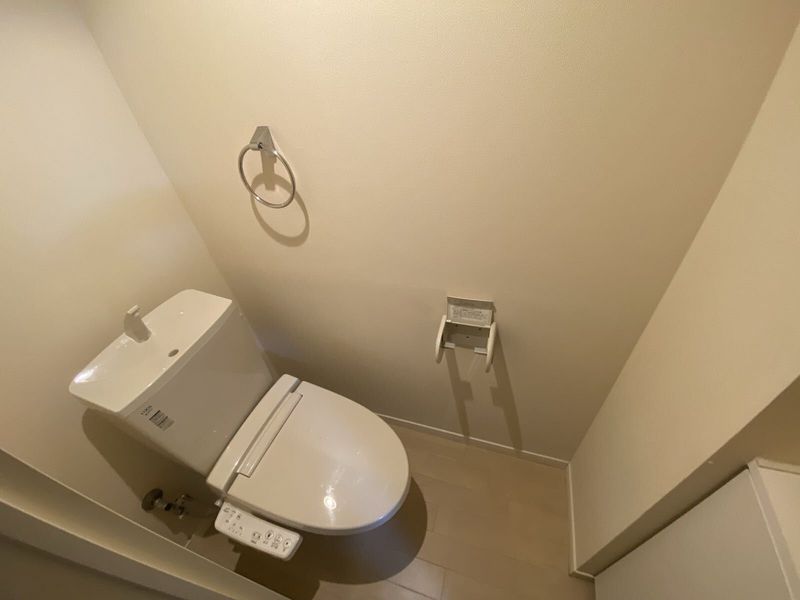 LEONEXT Meiwa Nhà vệ sinh