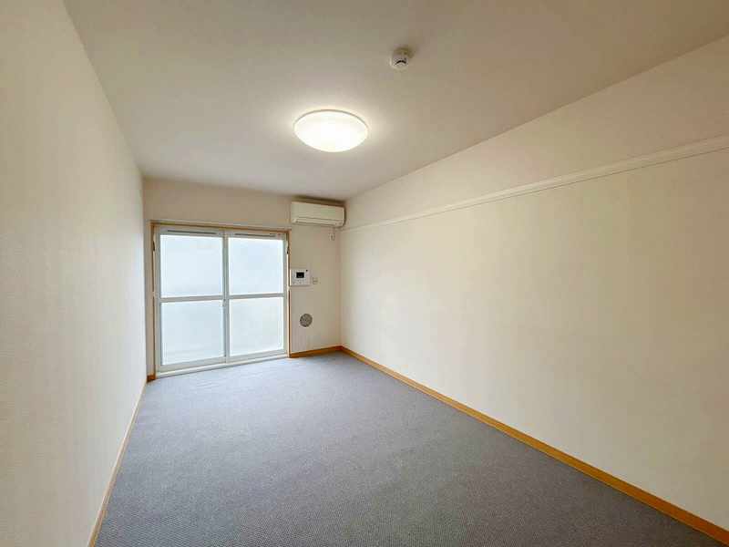 レオパレスＲＩＶＥ　Ｍ 居間