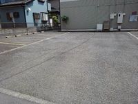 レオパレスアーク 駐車場