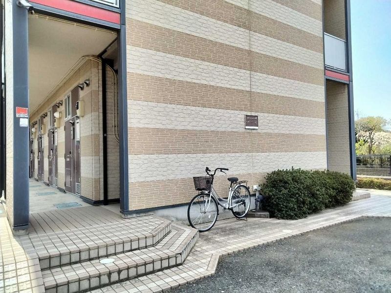 レオパレスコンフォート エントランス
