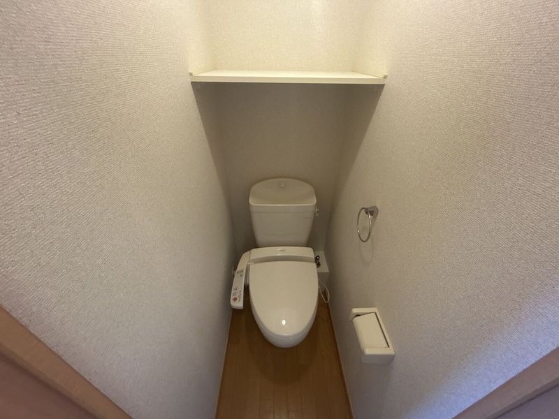 レオパレスクローバー トイレ