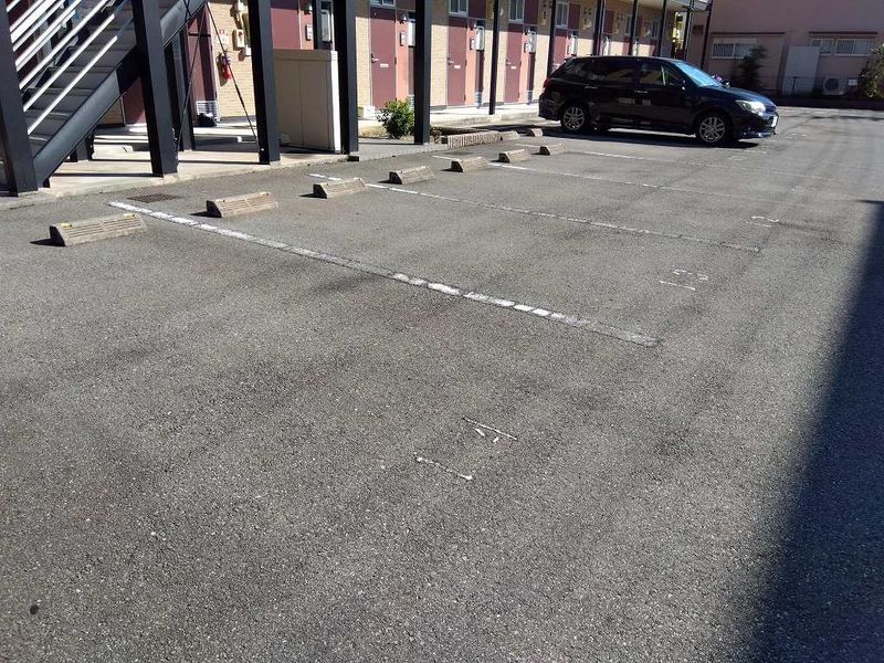 レオパレスメイセイ　Ⅰ 駐車場