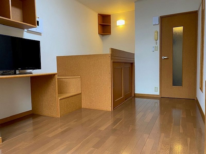 レオパレススバル　１ 居間