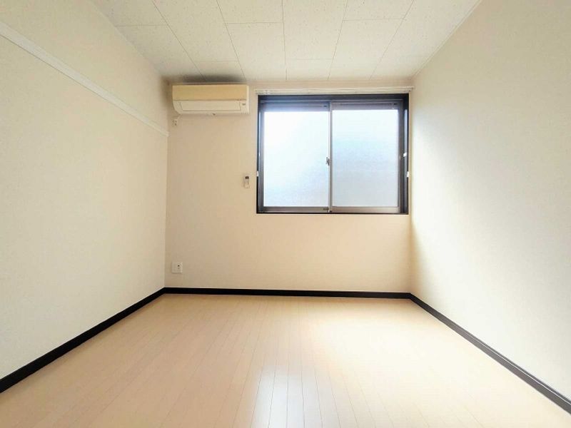 レオネクスト新座ブルー 居間