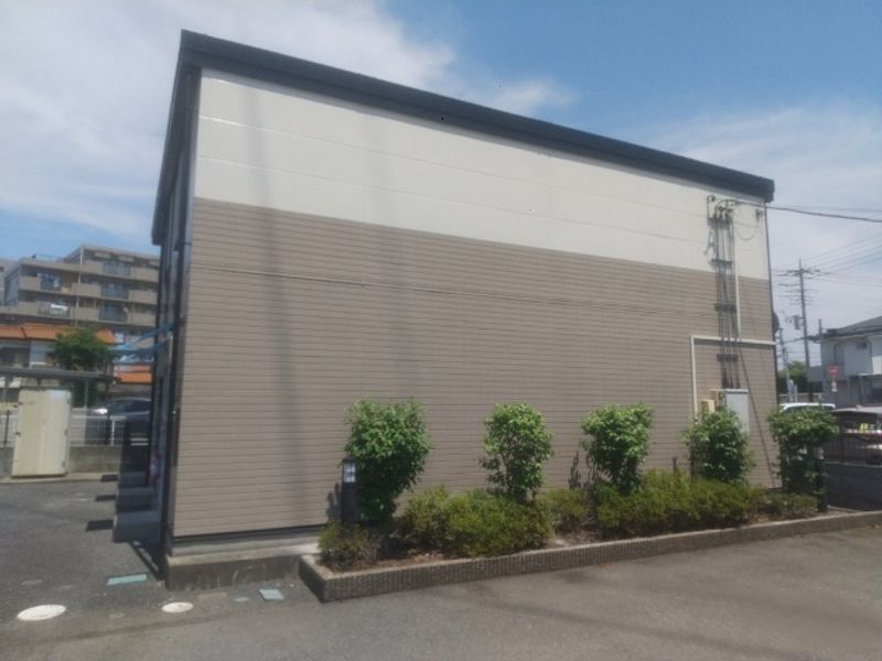 レオパレス彩参番館 外観
