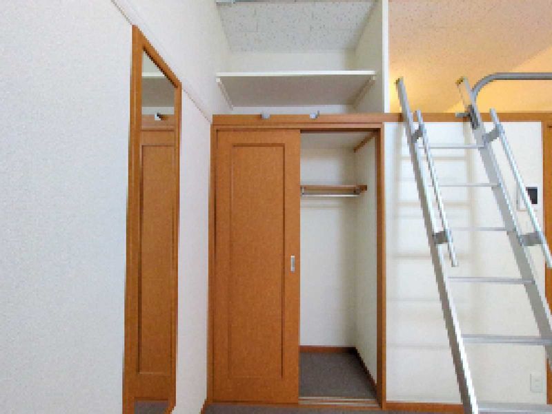 leopalace Kitajima Sanbankan Storage