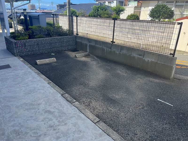 レオネクストコリス　オット 駐車場
