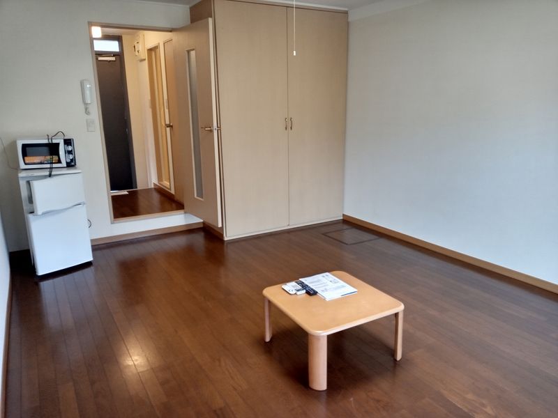 レオパレスはませんＢ 居間