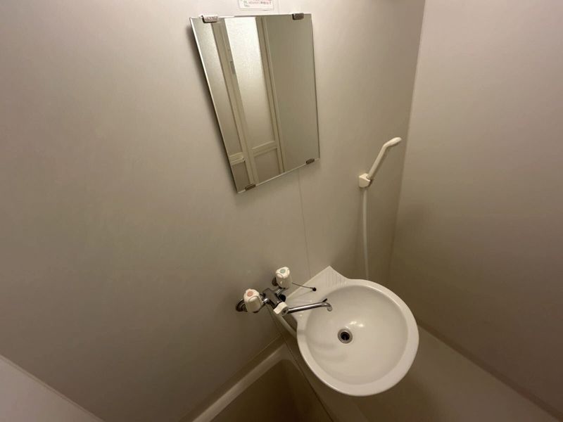 レオパレス西羽貫 洗面台