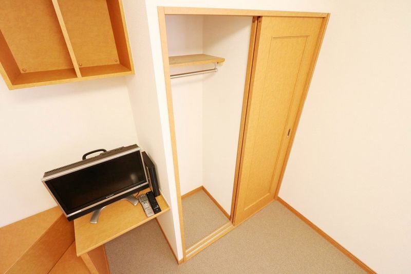 レオパレス稲山 収納