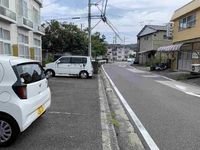 レオパレスファミリー 駐車場