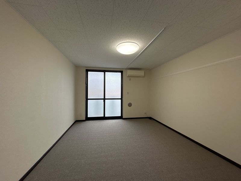 LEONEXT Les Marnies 客厅