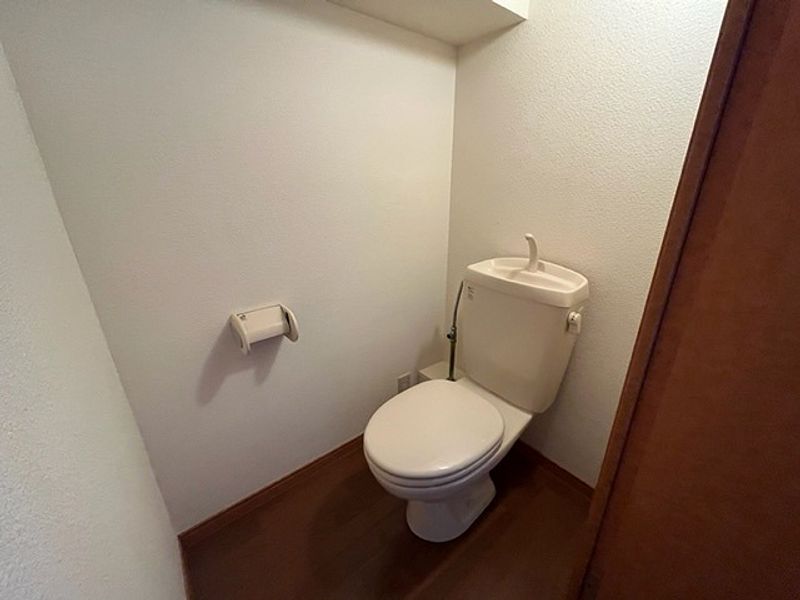 レオパレスひまわり トイレ