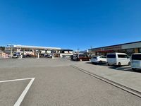 LEONEXT Plaisir Sedo II Môi trường xung quanh