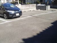 レオパレスミルフィーユ 駐車場
