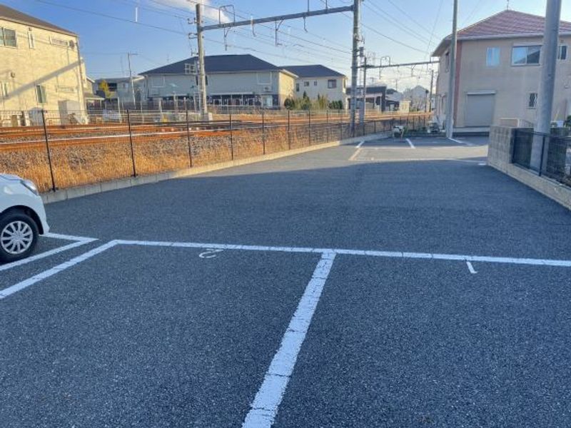 レオパレス浜野 駐車場