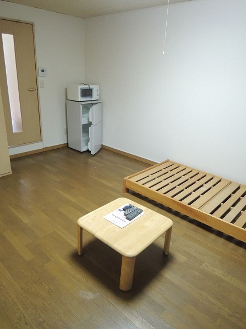 レオパレスメゾン 居間