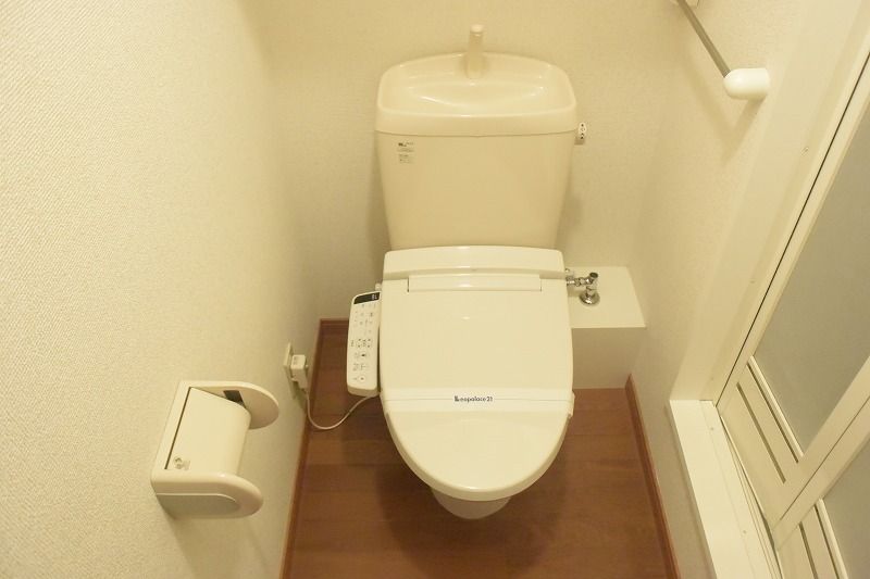 レオパレスステュディオ箕面Ⅰ トイレ