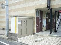 レオパレスアルファ エントランス