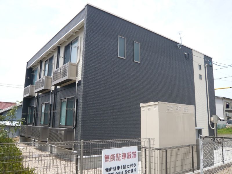 Bên ngoài LEONEXT Mitsurugi