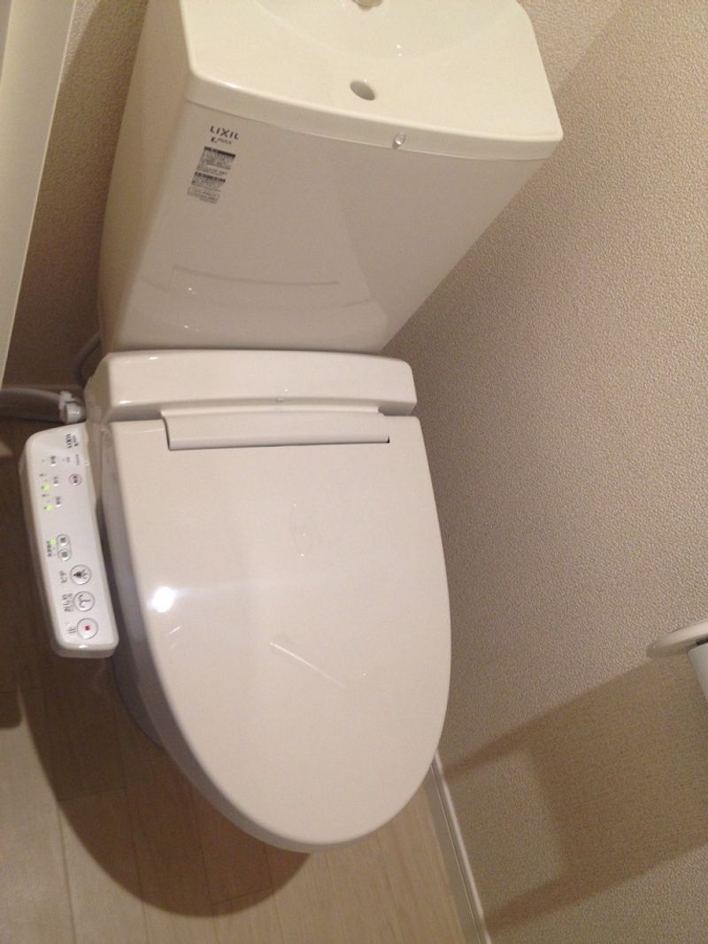 レオネクストゼフィール トイレ