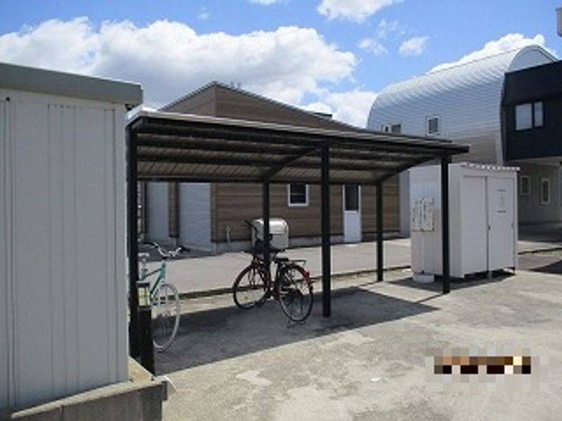 レオパレスシャルマンＢ 共用部分