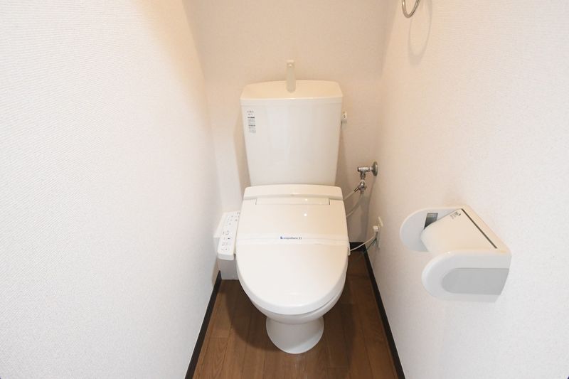 LEONEXT Fortuna Nhà vệ sinh